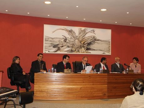 Durante a solenidade, juiz anuncia que Nova Lima receberá a APAC feminina