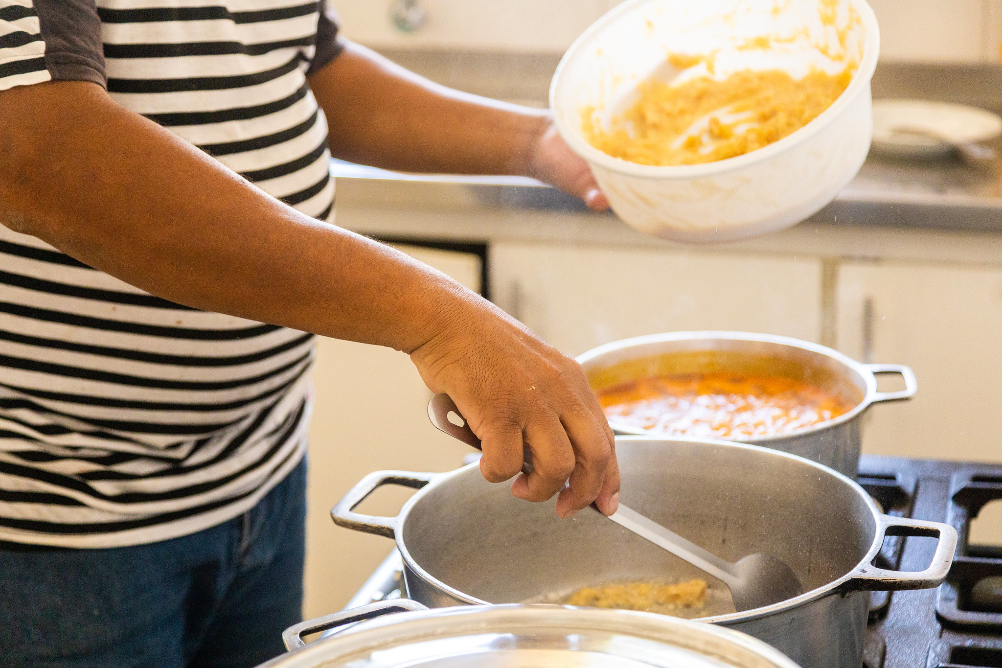 Alimentação balanceada é servida nas duas casas de acolhimento mantidas pela Prefeitura